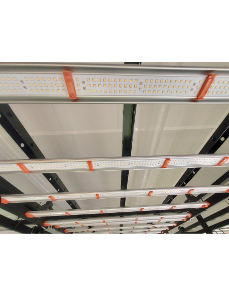 Panneau LED U-SPECTRUM 650W 110x110cm